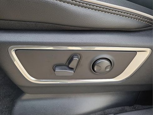 New 2026 RAM 1500 Laramie w/ Night Edition image 15