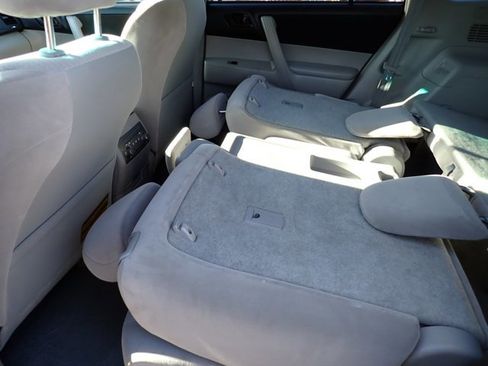 Used 2009 Toyota Highlander 4WD image 9
