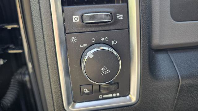 Used 2016 RAM 2500 SLT w/ Protection Group AWD/4WD image 22