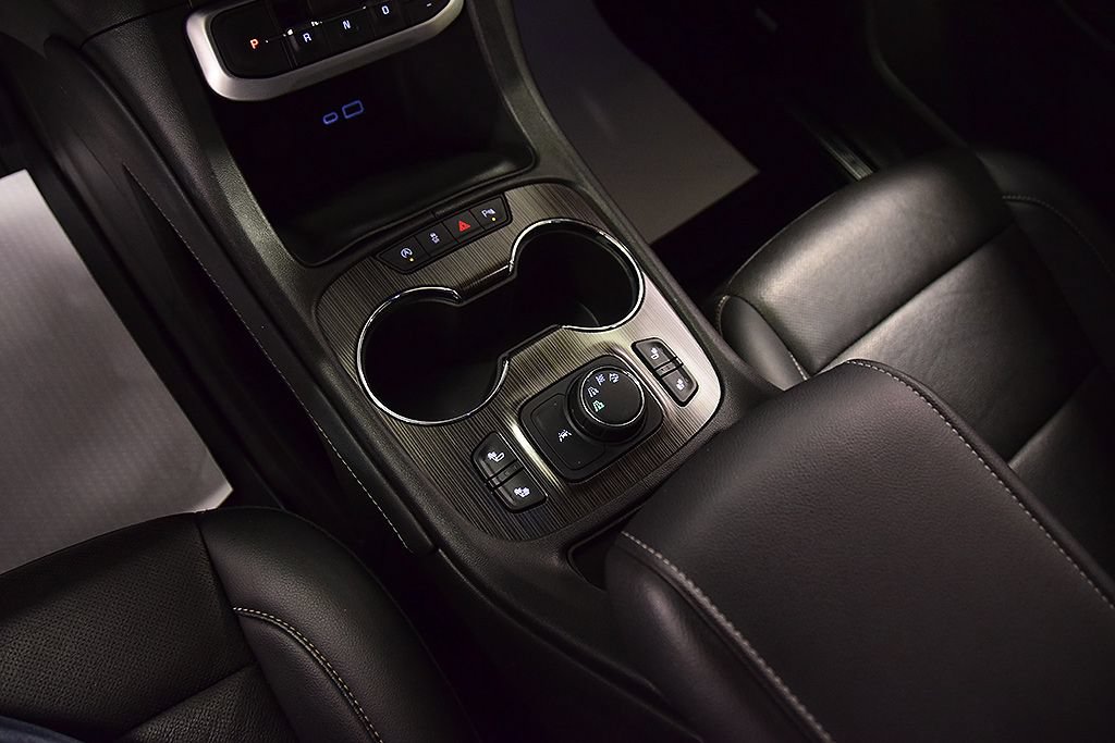 Used 2023 GMC Acadia SLT AWD/4WD image 23
