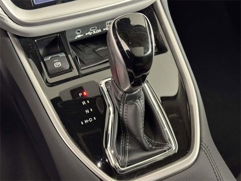 Used 2025 Subaru Outback Premium image 29