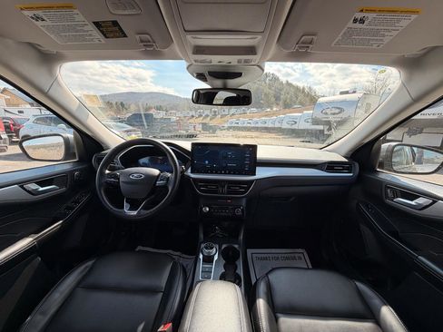 Used 2024 Ford Escape Platinum image 29