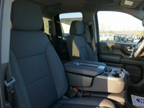 New 2026 Chevrolet Silverado 2500 Custom w/ Custom Value Package image 8