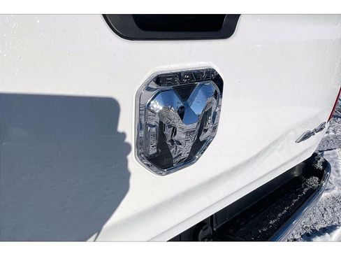 Used 2023 RAM 1500 Big Horn image 32
