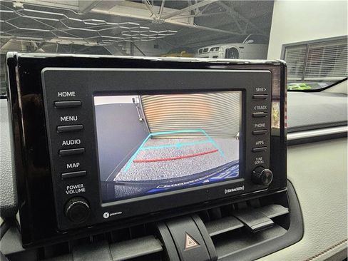 Used 2020 Toyota RAV4 XLE w/ Convenience Package AWD/4WD image 19