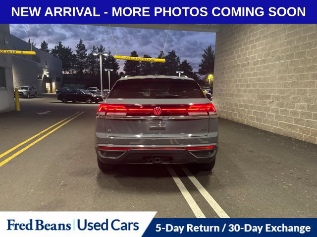 Used 2024 Volkswagen Atlas Cross Sport SE AWD/4WD image 6