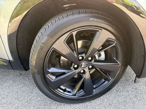 Used 2025 Buick Envision Sport Touring AWD/4WD image 19