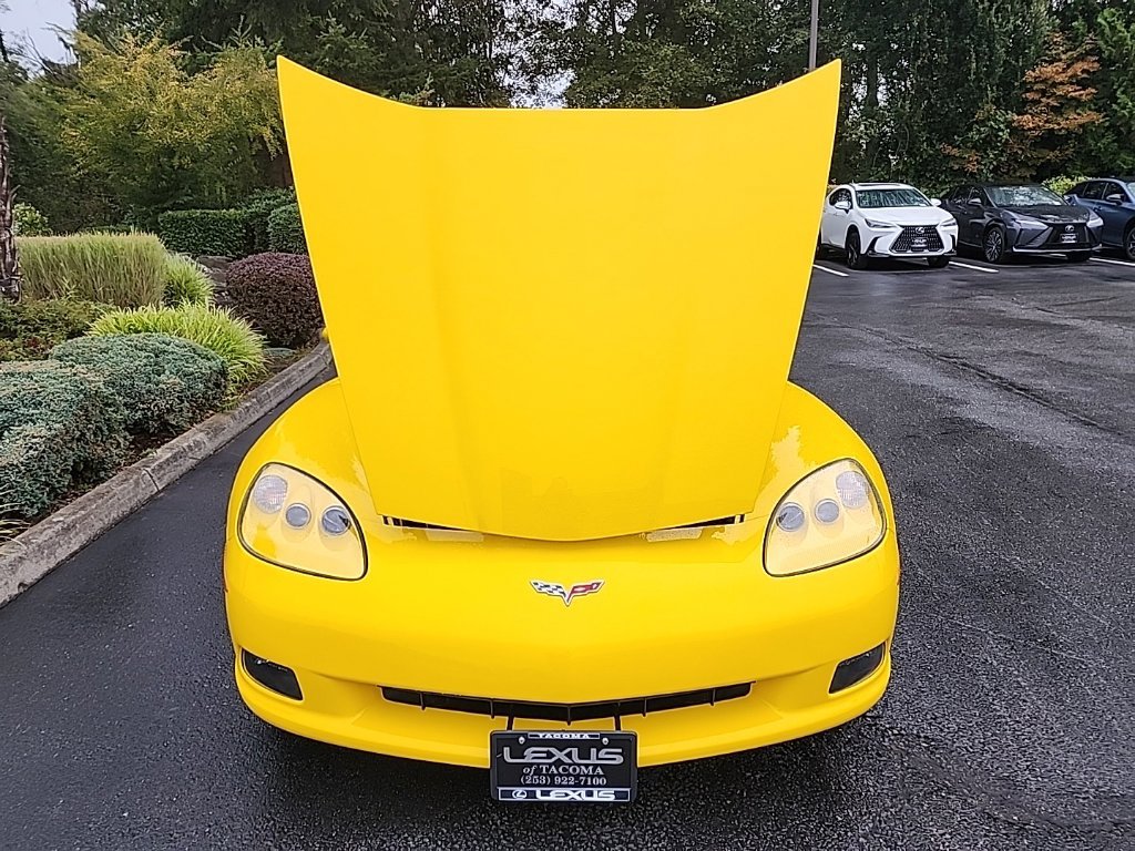 Used 2007 Chevrolet Corvette Convertible w/ Preferred Equipment Group RWD image 23