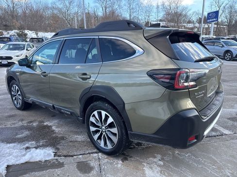 Used 2023 Subaru Outback Limited image 4