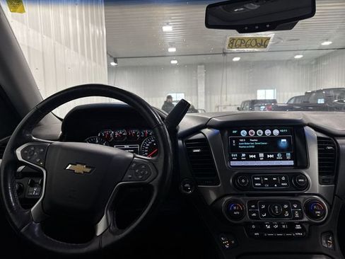 Used 2016 Chevrolet Suburban LTZ AWD/4WD image 4