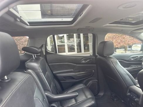 Used 2018 GMC Acadia SLT AWD/4WD image 9