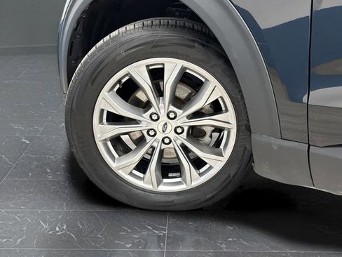 Used 2023 Ford Explorer Limited image 38