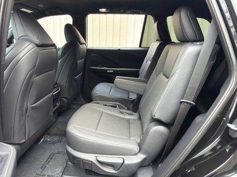 Used 2025 Lexus TX 500h AWD w/ Technology Package image 41