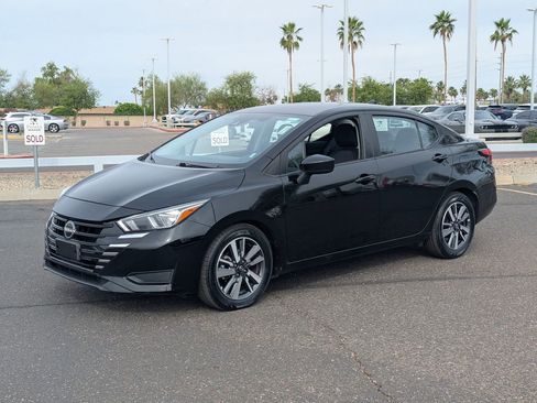 Certified 2023 Nissan Versa SV FWD image 2