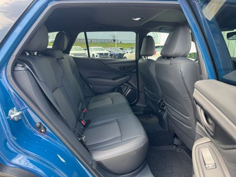 Used 2025 Subaru Outback Wilderness w/ Wilderness Package AWD/4WD image 33
