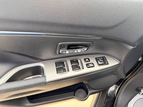 Used 2024 Mitsubishi Outlander Sport SE AWD/4WD image 28