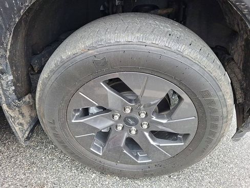 Used 2022 Ford F150 Lightning Lariat AWD/4WD image 8