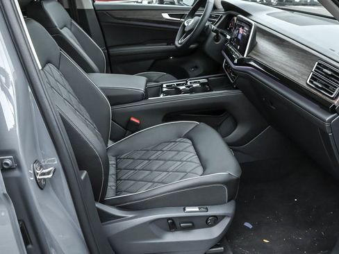 New 2026 Volkswagen Atlas SEL Premium R-Line AWD/4WD image 42