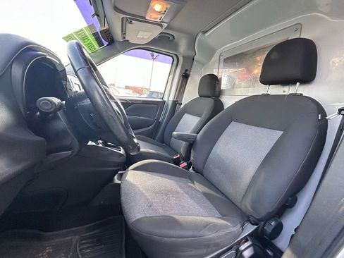 Used 2019 RAM ProMaster City Tradesman SLT FWD image 14