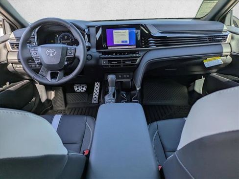 New 2026 Toyota Camry SE image 13