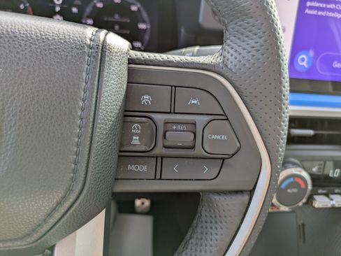 Used 2024 Toyota Tacoma TRD Sport image 23