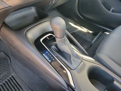 Used 2024 Toyota Corolla LE w/ LE Convenience Package image 17