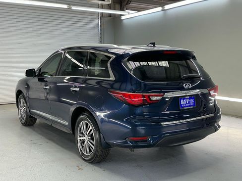 Used 2020 INFINITI QX60 Luxe w/ Essential Package FWD image 5
