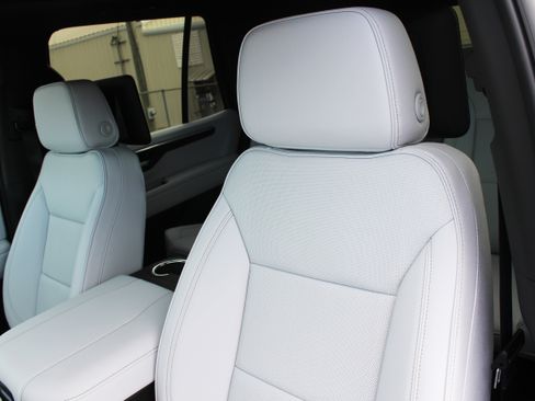 New 2026 Chevrolet Tahoe Premier image 32