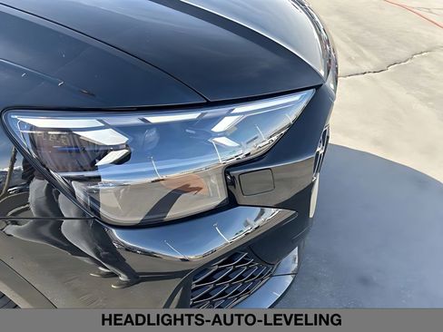 New 2026 Audi RS Q8 performance image 9