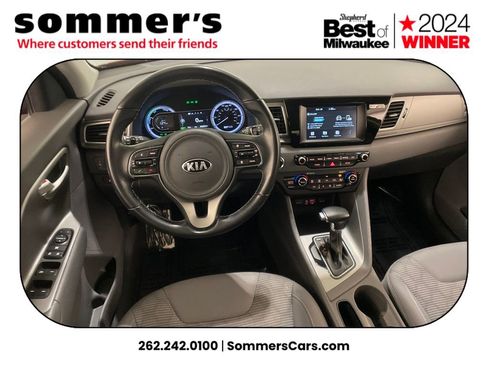 Used 2017 Kia Niro LX image 12