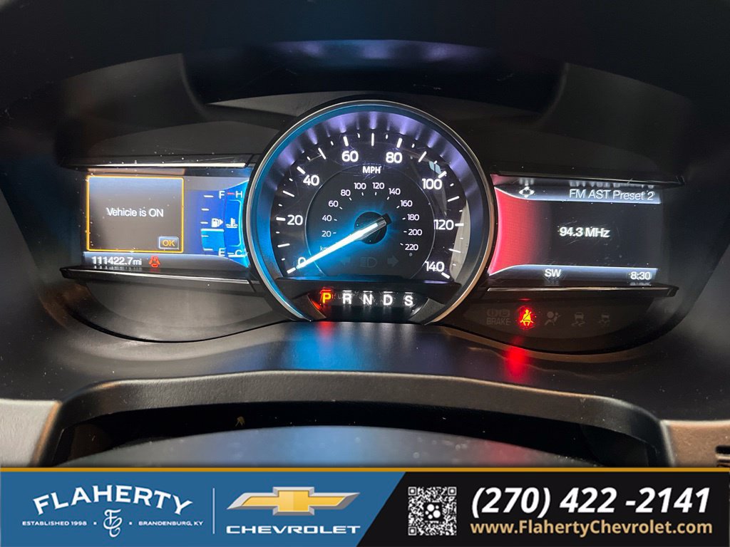 Used 2018 Ford Explorer XLT w/ Equipment Group 202A AWD/4WD image 27