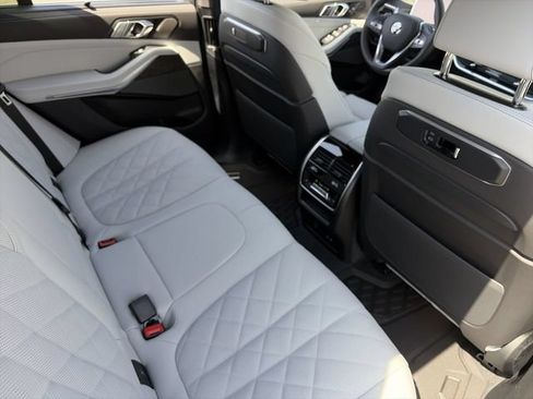 Used 2026 BMW X5 xDrive40i w/ Executive Package AWD/4WD image 14