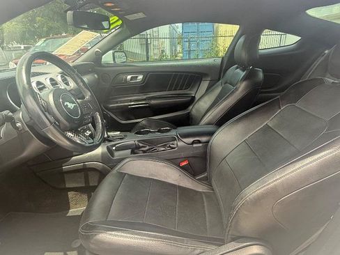 Used 2018 Ford Mustang Premium RWD image 6