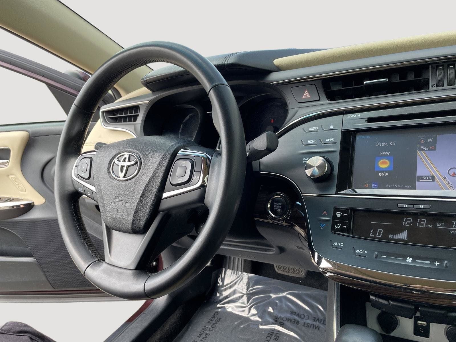 Used 2015 Toyota Avalon XLE Touring FWD image 27