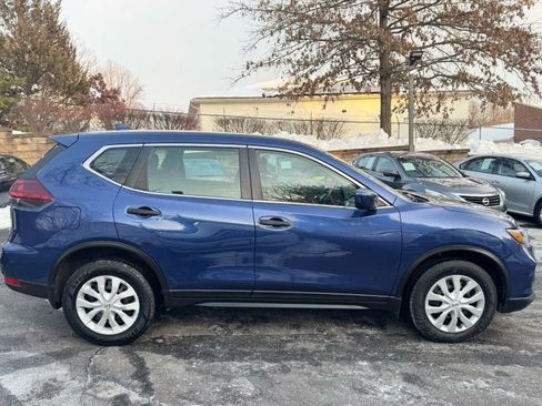 Used 2018 Nissan Rogue S image 8