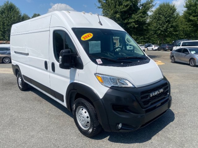 Used 2023 RAM ProMaster 2500 w/ Driver Convenience Group FWD image 6