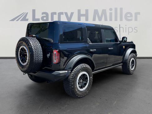 Used 2025 Ford Bronco Badlands AWD/4WD image 5