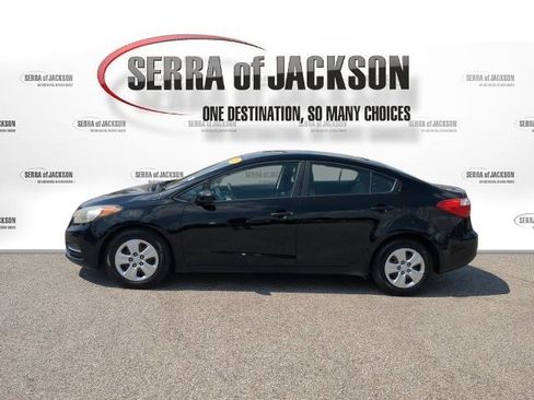 Used 2015 Kia Forte LX FWD image 5