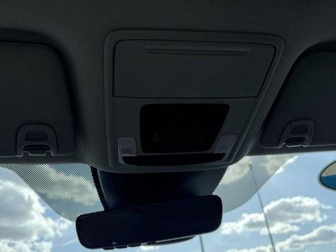 Certified 2025 Honda Pilot Touring image 52