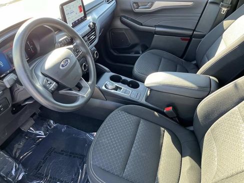 Used 2025 Ford Escape Active AWD/4WD image 29