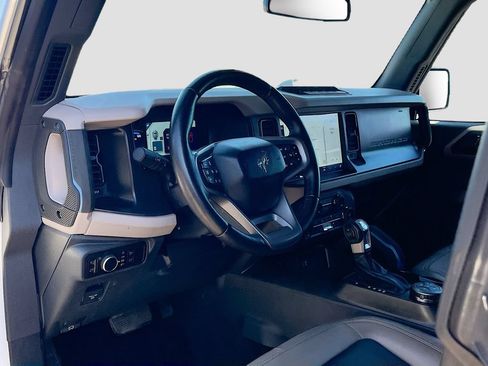 Used 2023 Ford Bronco Wildtrak AWD/4WD image 9