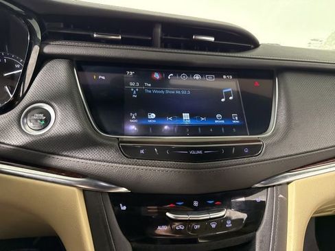 Used 2019 Cadillac XT5 Luxury FWD image 17