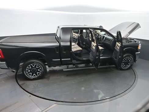 Used 2022 RAM 2500 Limited image 65