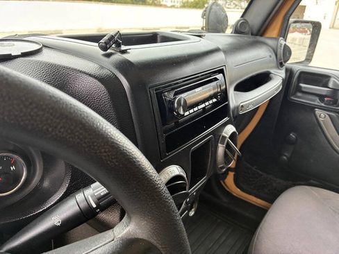 Used 2013 Jeep Wrangler Sport AWD/4WD image 26