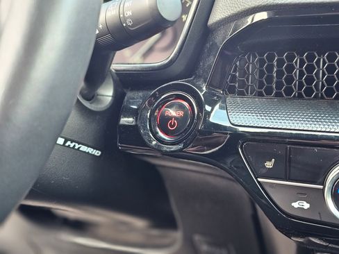 Used 2025 Honda CR-V Sport Touring image 17