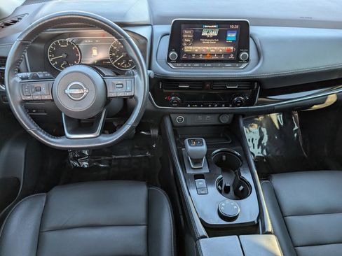 Used 2023 Nissan Rogue SL image 10