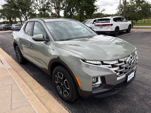 Used 2022 Hyundai Santa Cruz SEL w/ Activity Package AWD/4WD image 8