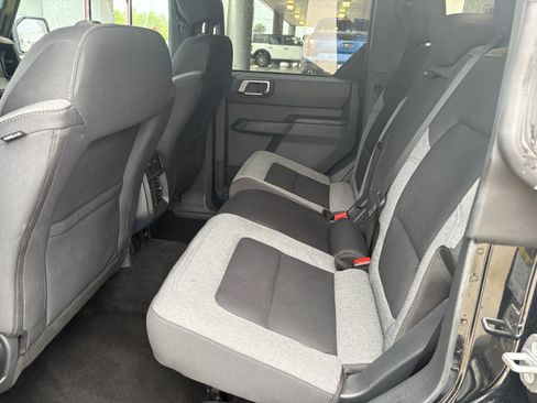 Used 2025 Ford Bronco Big Bend AWD/4WD image 30