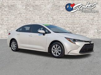 Used 2026 Toyota Corolla LE FWD video 2