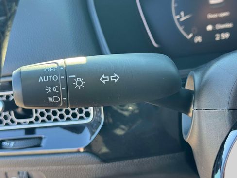 Used 2025 Honda Civic Sport image 22